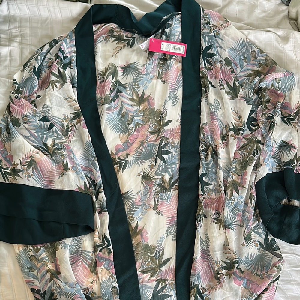 Floral Sheer Kimono with Dark Green Trim